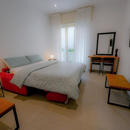 Signora Titina Rooms نابولي المظهر الخارجي الصورة