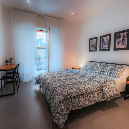 Signora Titina Rooms نابولي المظهر الخارجي الصورة